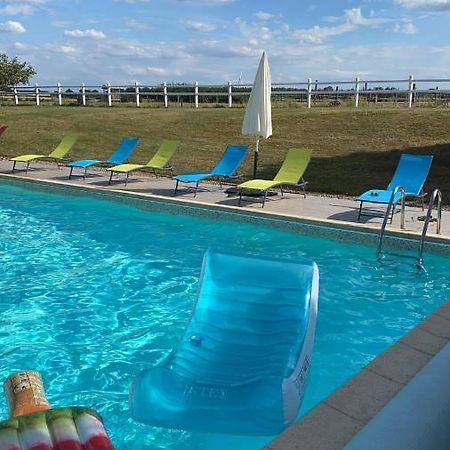 Loveyou Villalunoterie Futuroscope Piscine Spa 4Pers Oyre 外观 照片